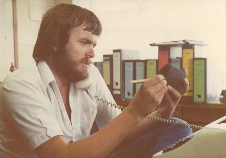 1975 De oprichting
